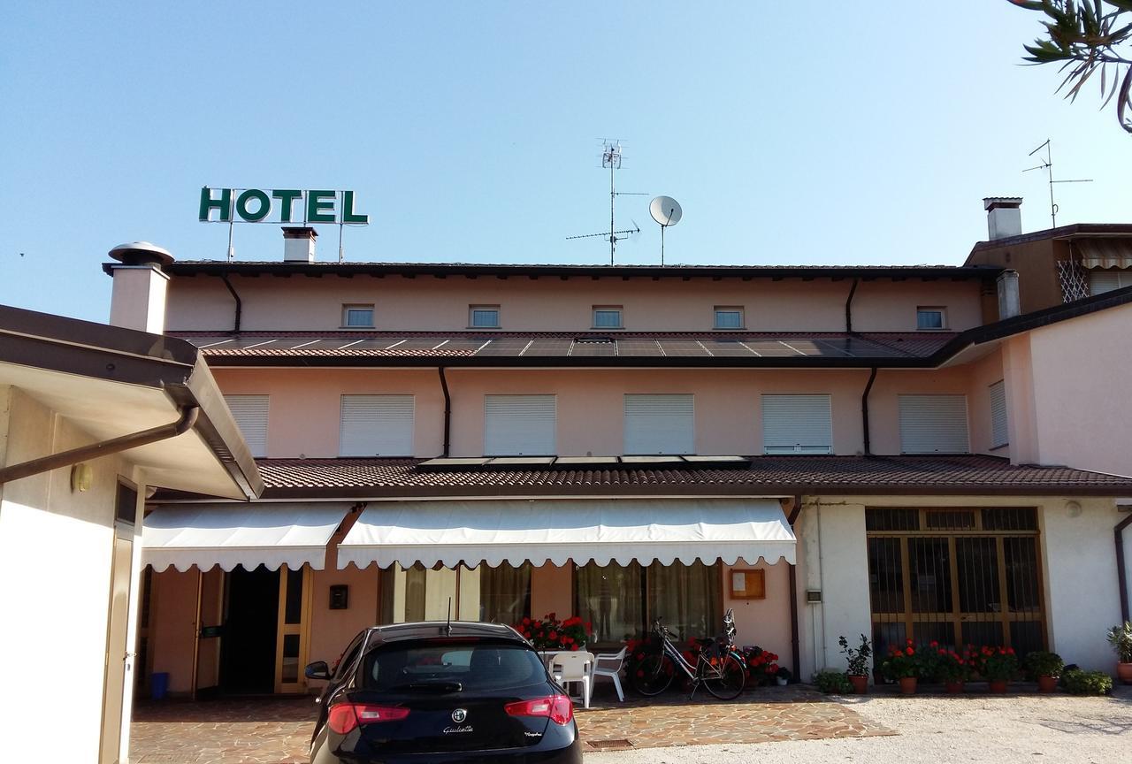 Alla Speranza Hotell San Giórgio di Nogaro Exteriör bild